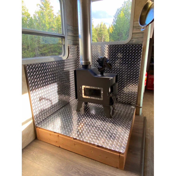 The Caboose Tiny Wood Stove - Image 11
